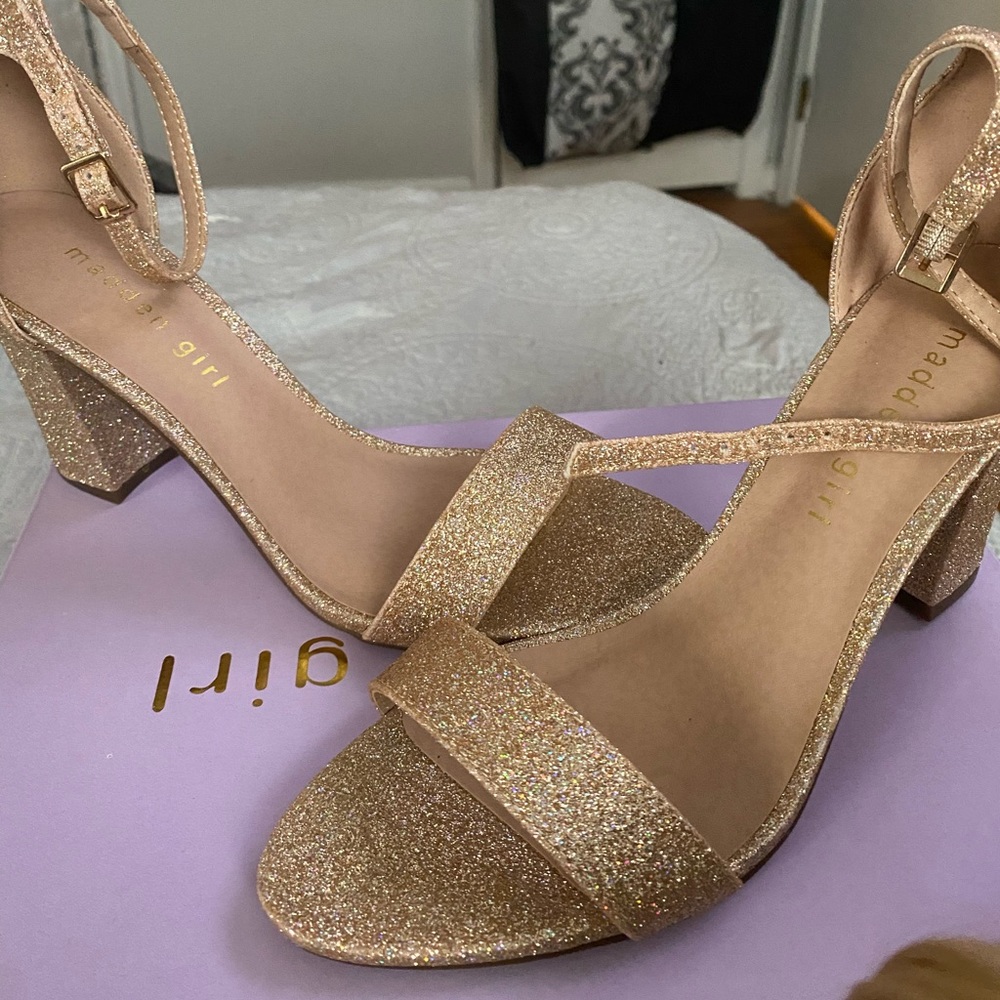 Madden Girl size 7 rose Gold glitter heels
